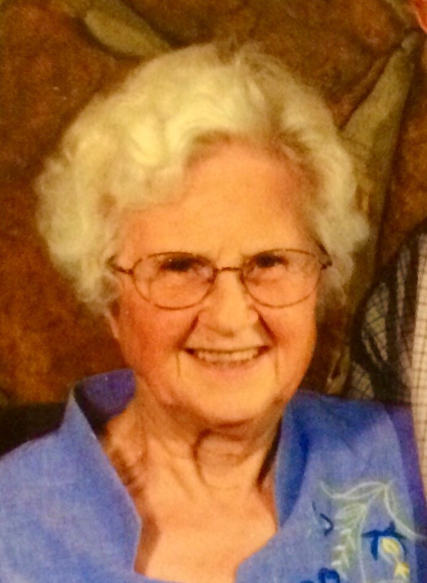 ESDA Neall Beatrice May Short 1929 2019