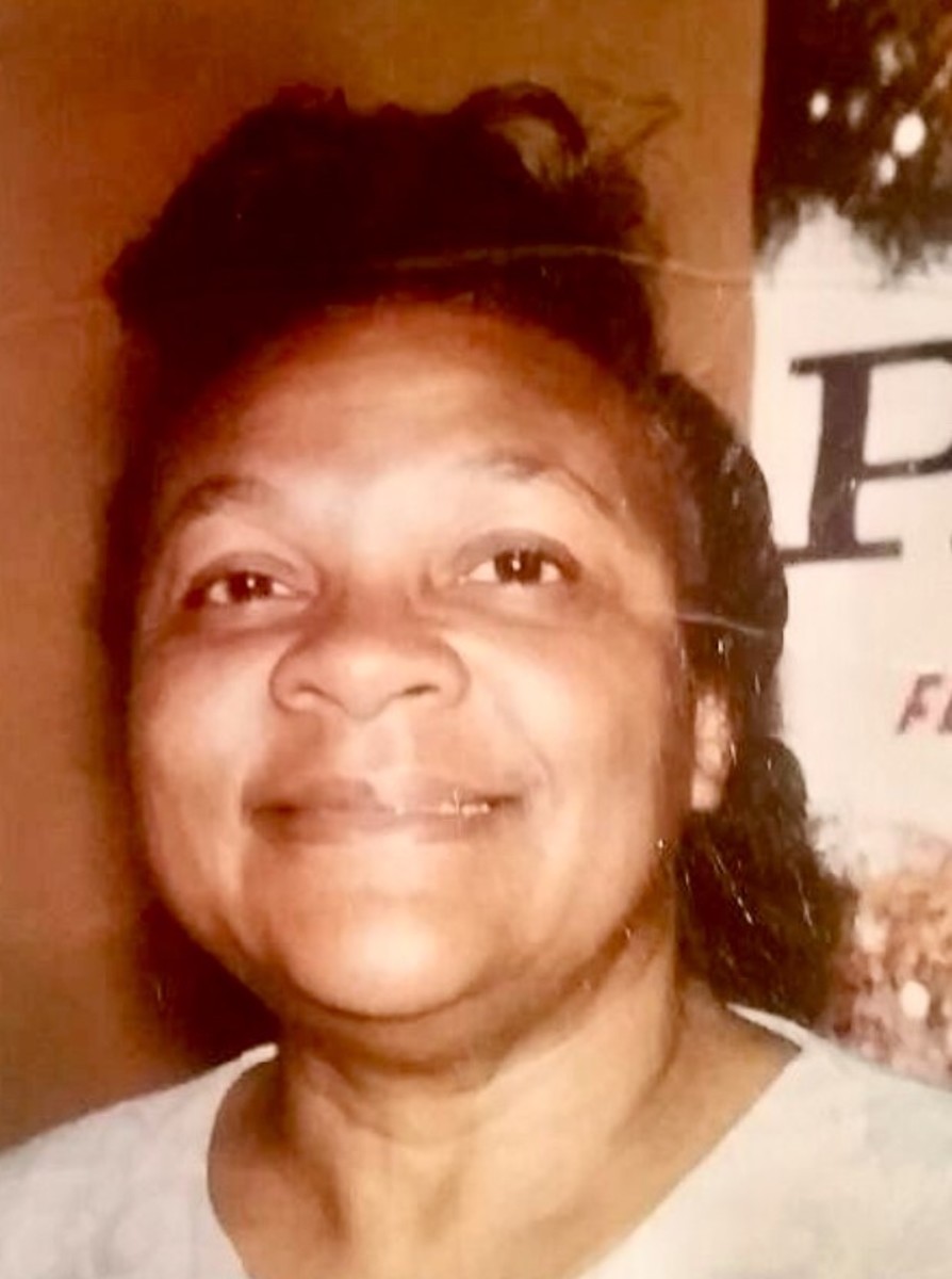 ESDA Justiss Vance Valarie Omega 1913 2015